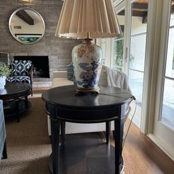  High-End Designer Woodbridge Collection – Excellent Condition