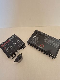 MASSIVE AUDIO 7 BAND EQUALIZER WITH 8V & DIGITAL BASS PROCESSOR WITH 9V LINEDRIVE OUTPUT
