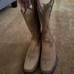 Womens Boots