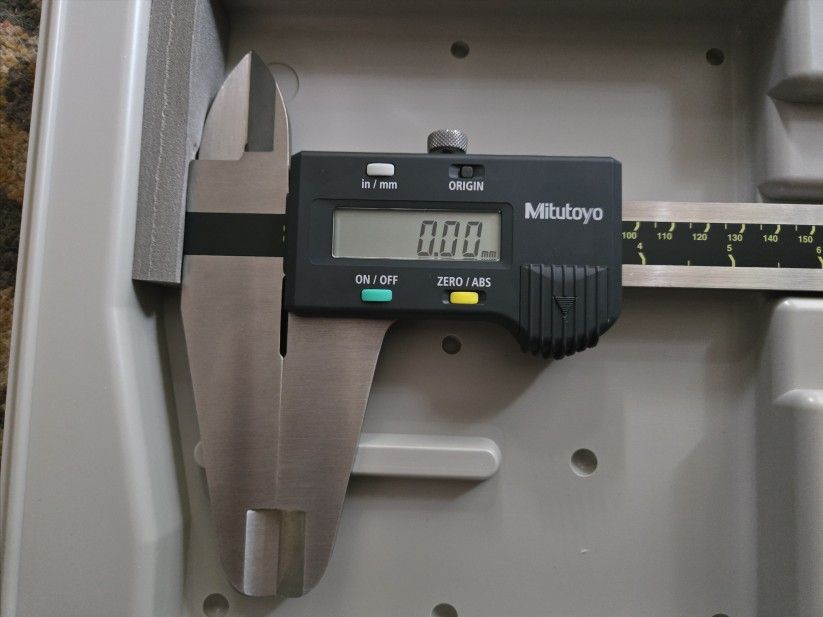 Mitutoyo 18" Caliper 500-505-10 