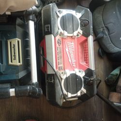 Milwaukee Work Speaker