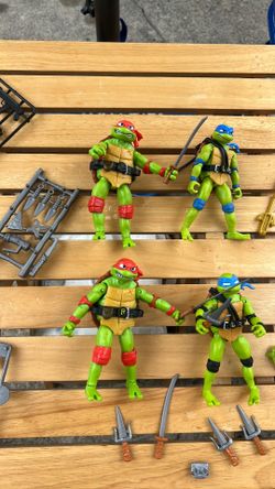 Ninja turtles ! Like new