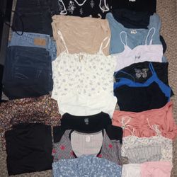 28 Peice Clothing Lot / Bundle 
