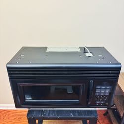 Whirlpool's world-renowned brand microwave ovens