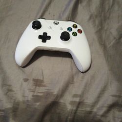 Still Works No Batterie Stick Drift And Selling For 15 Dollars