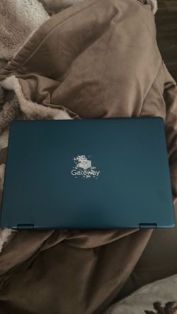 Gateway Laptop with Charger