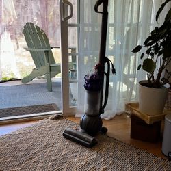 Dyson Vacuum Cleaner 