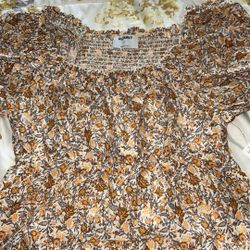 Floral Brand New Crop Top From Old Navy Size Medium In Women’s 