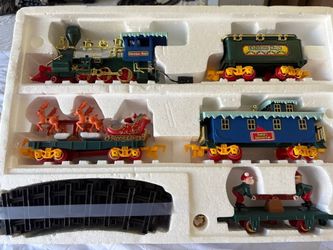 Christmas Magic Train Set   Large scale