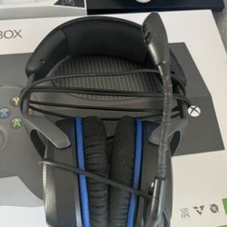 wired hyper X headphones 