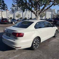 Volkswagen Getta Hybrid 2015 Year 