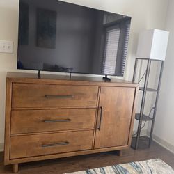 Buffet - server - Excellent Condition