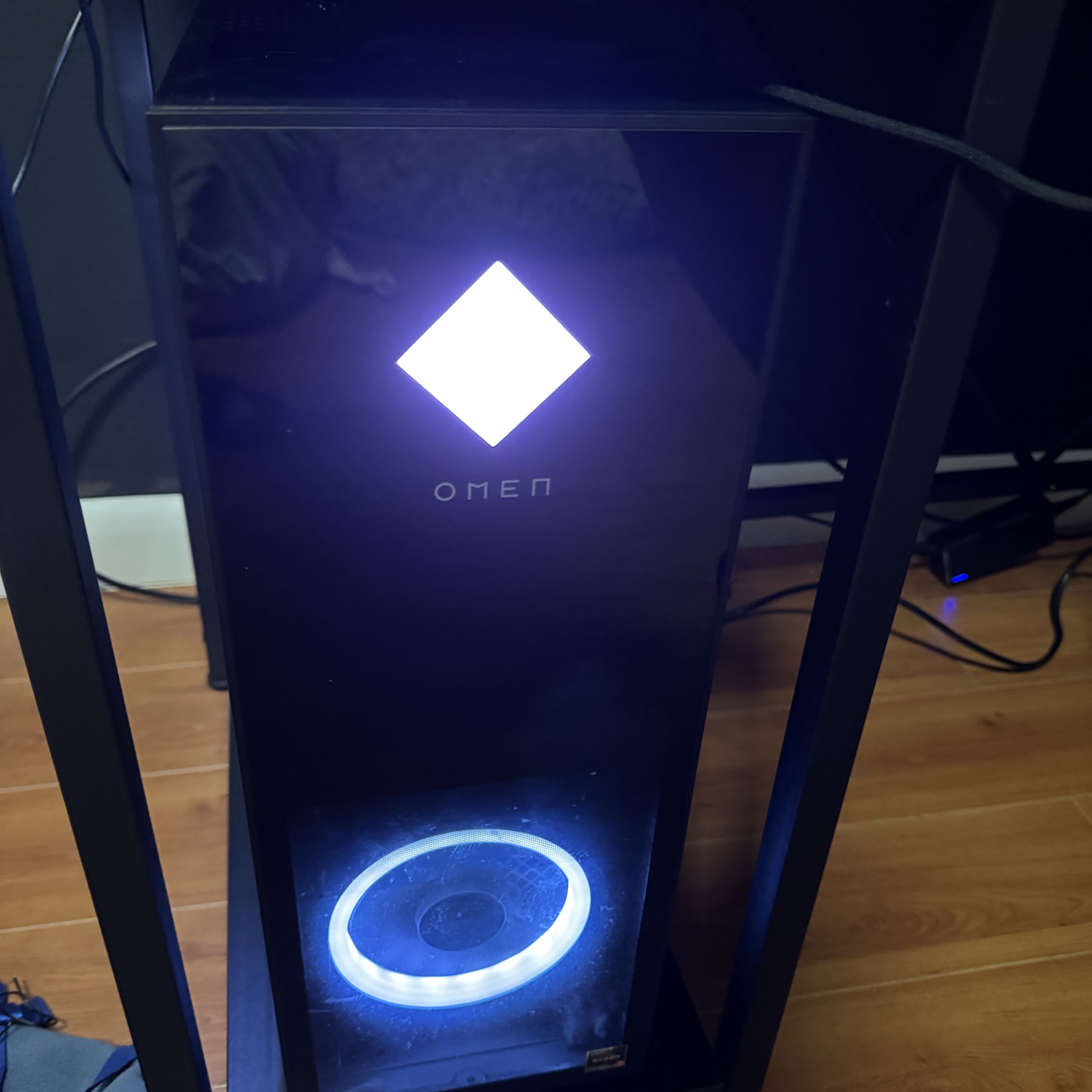 HP OMEN Gaming Desktop AMD Ryzen 5800X 16GB HyperX Memory NVIDIA