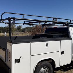 Service Body Ladder Rack