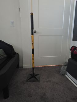 Dewalt 10 x 10 Steel Tampler