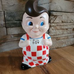 Bob's Big Boy 1980s Doll Bank. 👦 