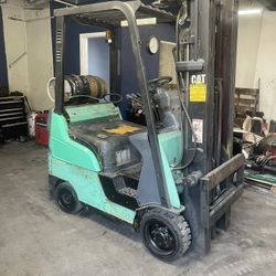 Forklift 