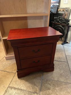 One night stand. Bedroom furniture. Nice. No wonky drawers.