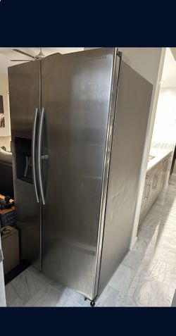 Like New Samsung Fridge