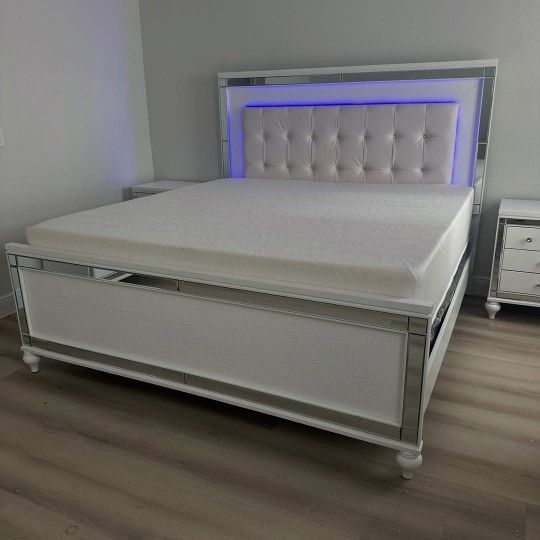 King Bedroom Set For Sale (Brand New) 