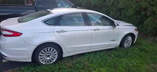 2013 Ford Fusion Hybrid