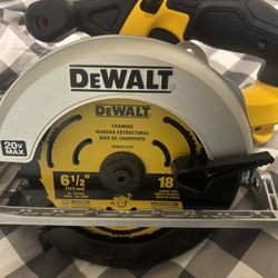 DEWALT CIRCULAR SAW TOOL ONLY