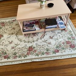 pink coffee table  like new