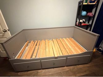 IKEA HEMNES Day Bed $300 OBO