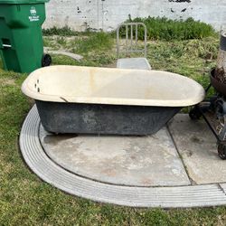 Cast Iron Bath Tub