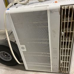 Window A/C Unit 