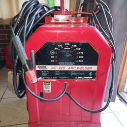 Soldadora En Buenas Condiciones $350