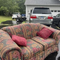 Free Couch And Loveseat 