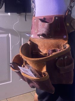 Construction suspension belt
