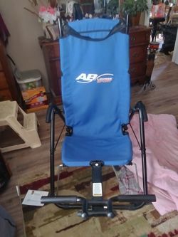 Ab Lounge Chair