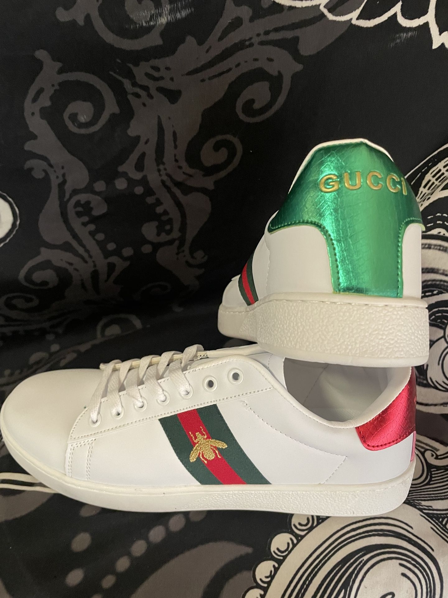 GUCCI MENS 9.5 White Tennis Shoes