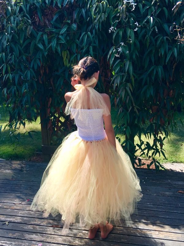 Girls yellow tulle dress size 6-10