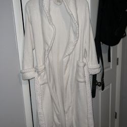 Bath Robe 