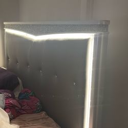 Headboard And Footboard With Matching Bench