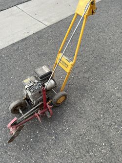 McLane Edgers Gas Lawn Edgers