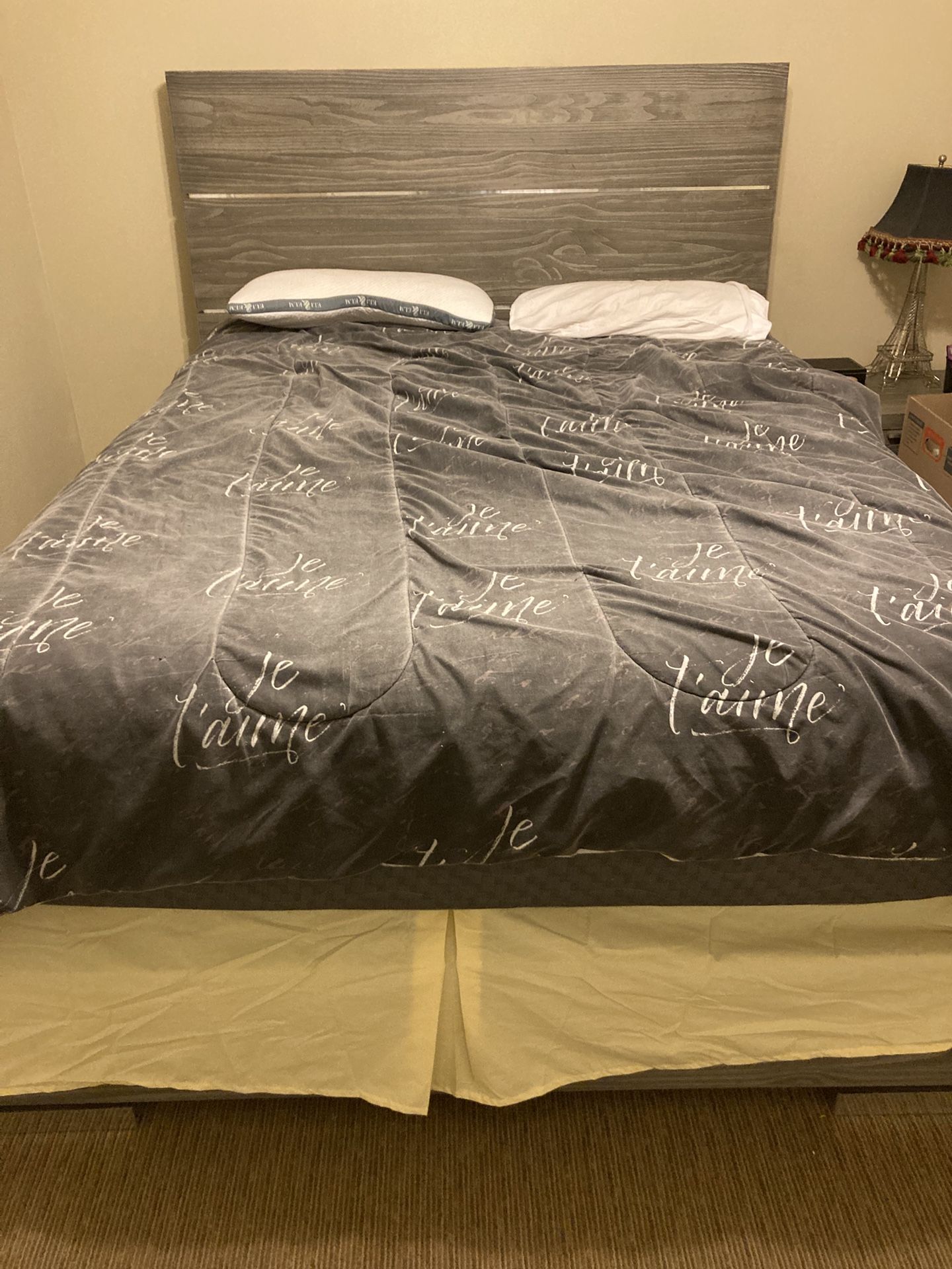 Bed Set Comes With Everything 