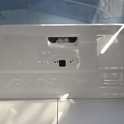 2019-2023 FORD RANGER TAILGATE 