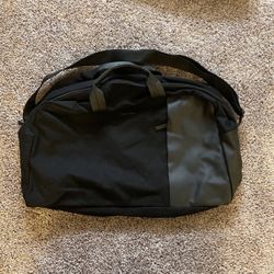 Calvin Klein - Duffle Bag (2)