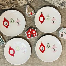 8pc Christmas Table Setting Plates & Place Card Holders