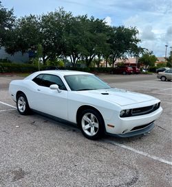 2014 Dodge Challenger V6 – Approx. 99500 Miles