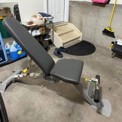 hoist weight bench 