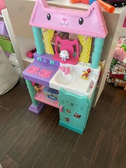 Gabby Cat Kitchen