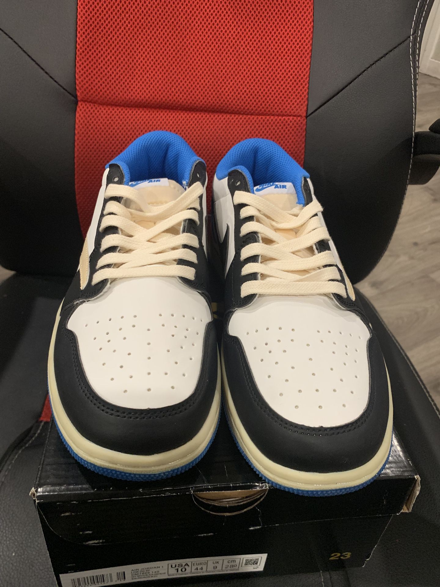 Jordan 1 Retro Fragment Design X Travit Scott