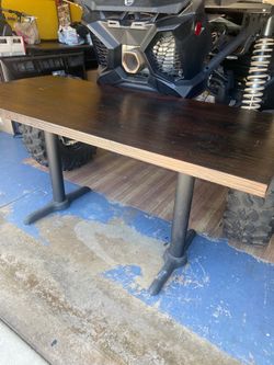 SOLID WOODEN TABLE