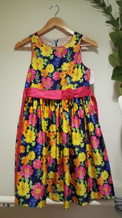 Beautiful girls party dress size 14 in Tracy