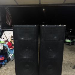 QSC towers kw153